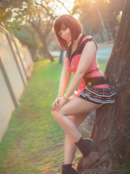 finding-kairi-heart-cosplay-inspiration-pink-summer-dress