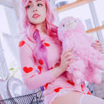 seraphine-cosplay-style-colorful-flair