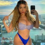 Urban Elegance: How to Recreate the Model’s Bold City-Chic Look